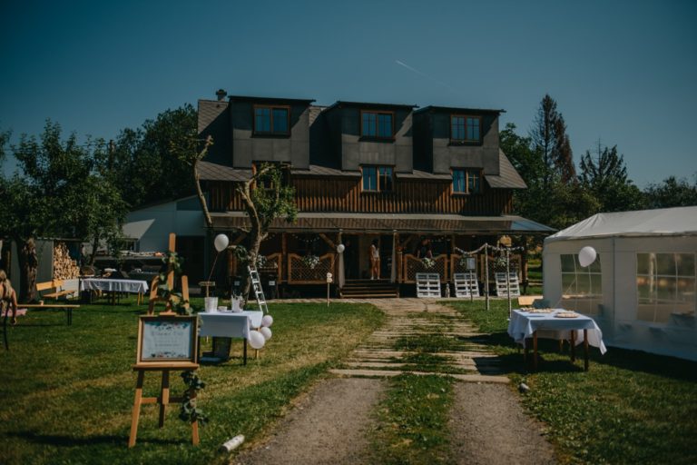 Vitani na svatbu Apartmany Pecka 768x512